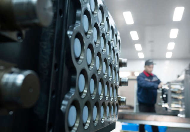 Nh&oacute;m khu&ocirc;n &eacute;p nhiệt 1000001375