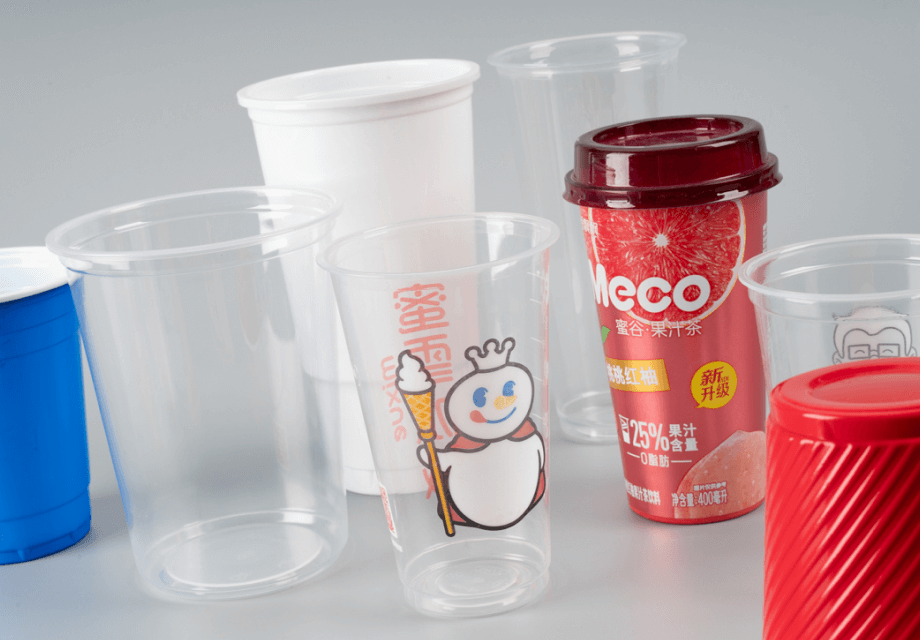 Sản xuất sản phẩm nhựa h&agrave;ng ng&agrave;y